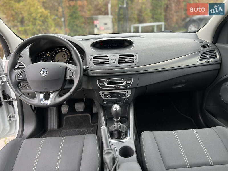 Универсал Renault Megane 2014 в Ивано-Франковске фото 58 Универсал Renault Megane 2014 в Ивано-Франковске