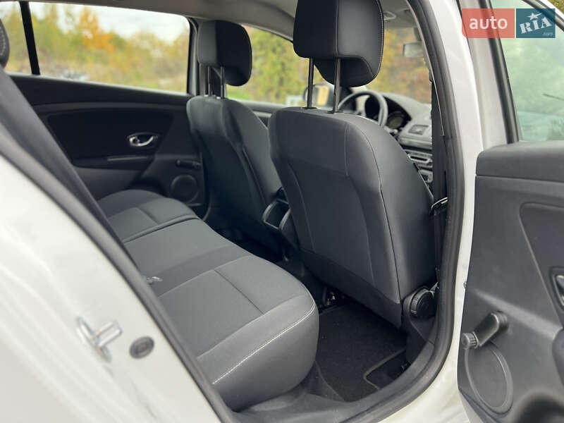 Универсал Renault Megane 2014 в Ивано-Франковске фото 63 Универсал Renault Megane 2014 в Ивано-Франковске