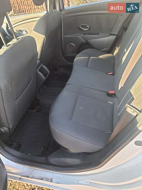 Универсал Renault Megane 2014 в Новомиргороде