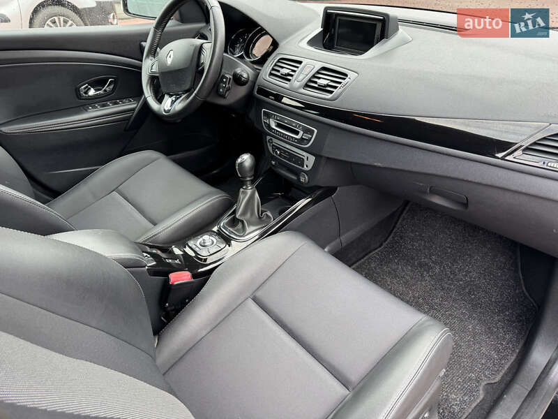 Универсал Renault Megane 2013 в Ровно фото 39 Универсал Renault Megane 2013 в Ровно