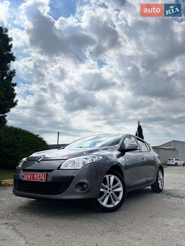 Хетчбек Renault Megane 2010 в Охтирці фото 5 Хетчбек Renault Megane 2010 в Охтирці