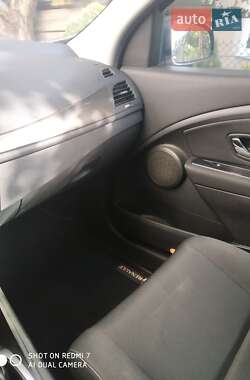 Универсал Renault Megane 2011 в 
