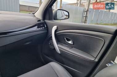 Универсал Renault Megane 2011 в 