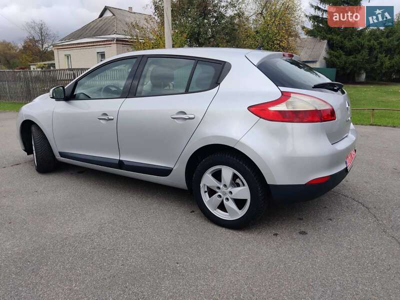 Хэтчбек Renault Megane 2009 в Барышевке фото 10 Хэтчбек Renault Megane 2009 в Барышевке