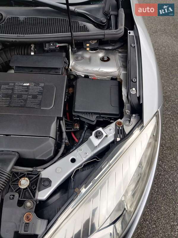 Хэтчбек Renault Megane 2009 в Барышевке фото 15 Хэтчбек Renault Megane 2009 в Барышевке