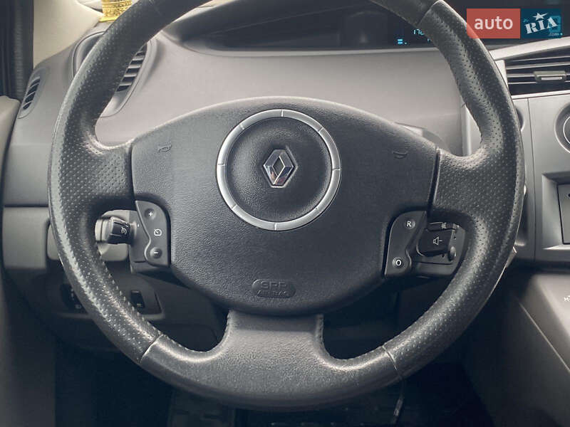 Хэтчбек Renault Megane 2009 в Каменец-Подольском фото 12 Хэтчбек Renault Megane 2009 в Каменец-Подольском