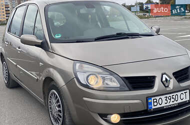 Хэтчбек Renault Megane 2009 в 