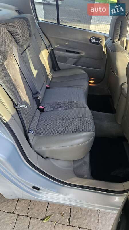 Седан Renault Megane 2003 в Бучаче фото 12 Седан Renault Megane 2003 в Бучаче
