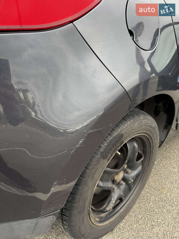 Хэтчбек Renault Megane 2011 в Киеве фото 16 Хэтчбек Renault Megane 2011 в Киеве