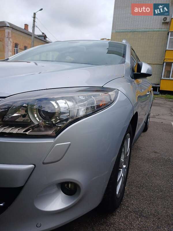 Универсал Renault Megane 2011 в Чернигове фото 7 Универсал Renault Megane 2011 в Чернигове