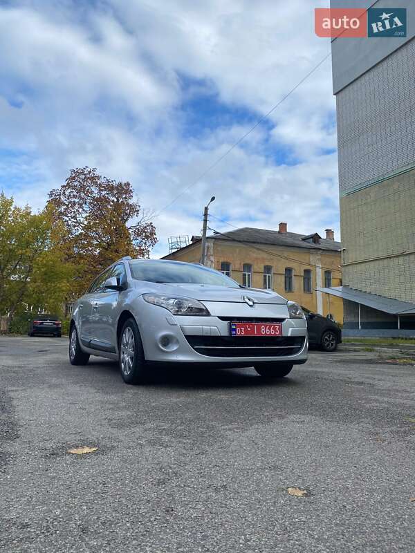 Универсал Renault Megane 2011 в Чернигове фото 2 Универсал Renault Megane 2011 в Чернигове