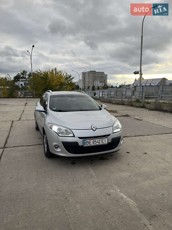 Renault Megane 2011 Renault Megane 2011