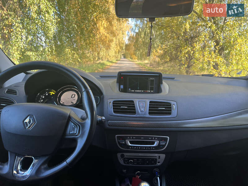 Универсал Renault Megane 2013 в Ровно фото 7 Универсал Renault Megane 2013 в Ровно