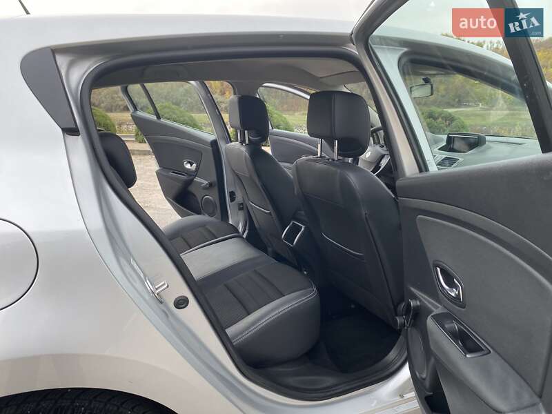 Хетчбек Renault Megane 2014 в Дніпрі фото 24 Хетчбек Renault Megane 2014 в Дніпрі