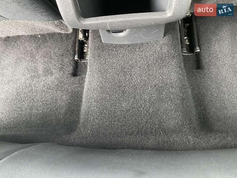 Хетчбек Renault Megane 2014 в Дніпрі фото 43 Хетчбек Renault Megane 2014 в Дніпрі