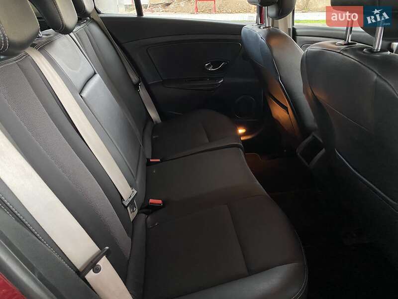 Універсал Renault Megane 2012 в Миколаєві фото 22 Універсал Renault Megane 2012 в Миколаєві