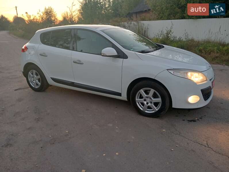 Хетчбек Renault Megane 2008 в Нововолинську