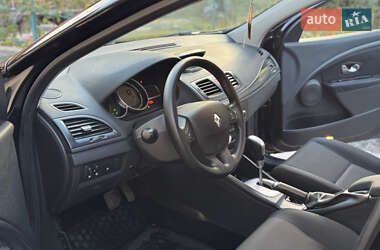 Универсал Renault Megane 2010 в 