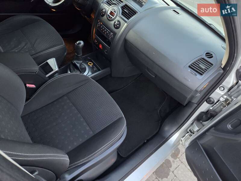 Универсал Renault Megane 2005 в Бучаче фото 18 Универсал Renault Megane 2005 в Бучаче