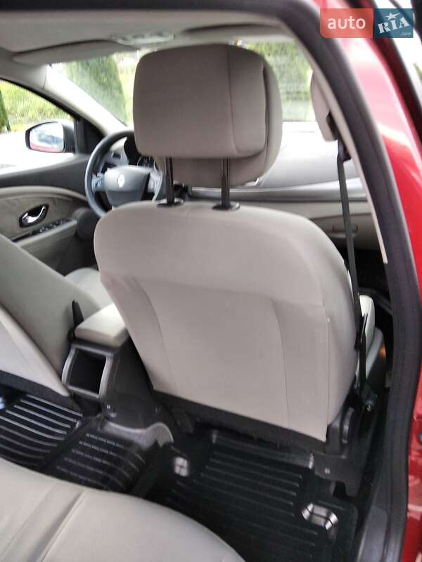 Универсал Renault Megane 2010 в Стрые фото 36 Универсал Renault Megane 2010 в Стрые