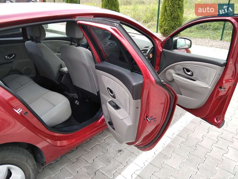 Универсал Renault Megane 2010 в Стрые фото 43 Универсал Renault Megane 2010 в Стрые