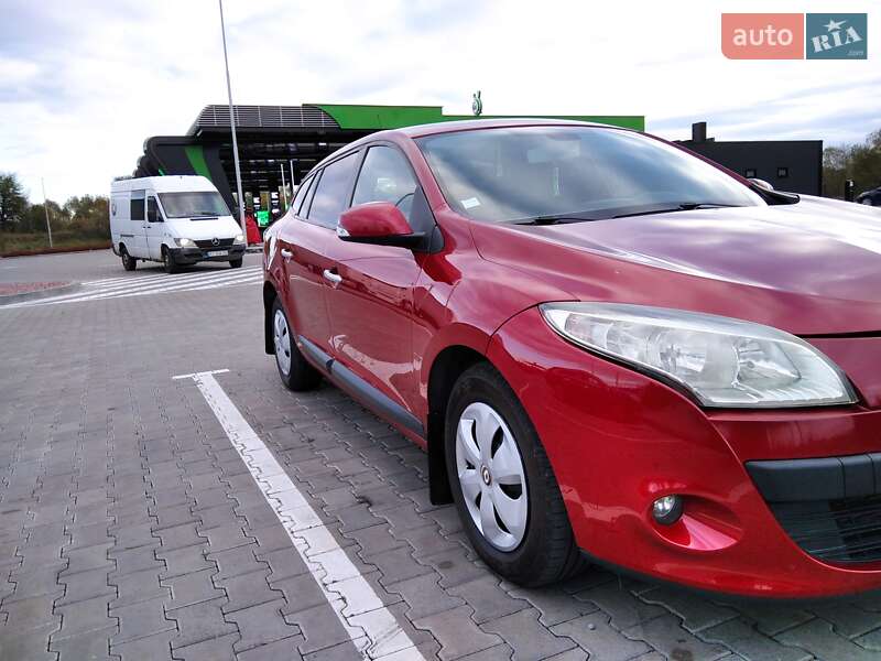 Универсал Renault Megane 2010 в Стрые фото 75 Универсал Renault Megane 2010 в Стрые