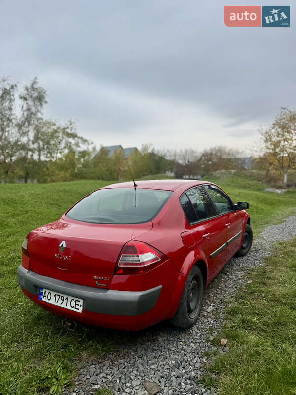Седан Renault Megane 2006 в Мукачевому