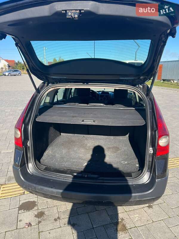 Універсал Renault Megane 2003 в Рівному фото 16 Універсал Renault Megane 2003 в Рівному