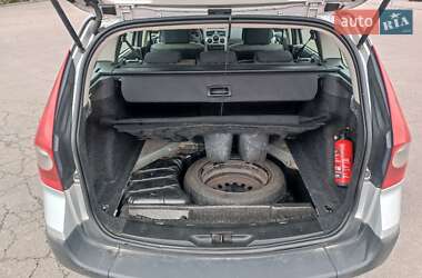 Универсал Renault Megane 2006 в  фото 7 Универсал Renault Megane 2006 в