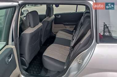 Универсал Renault Megane 2006 в  фото 11 Универсал Renault Megane 2006 в