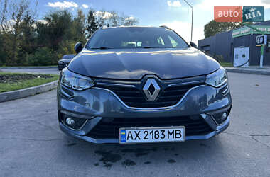 Універсал Renault Megane 2017 в  фото 17 Універсал Renault Megane 2017 в