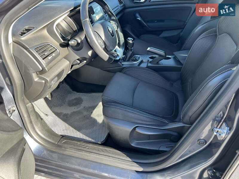 Универсал Renault Megane 2017 в Виннице фото 30 Универсал Renault Megane 2017 в Виннице