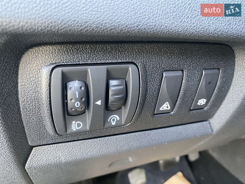 Универсал Renault Megane 2012 в Луцке фото 15 Универсал Renault Megane 2012 в Луцке