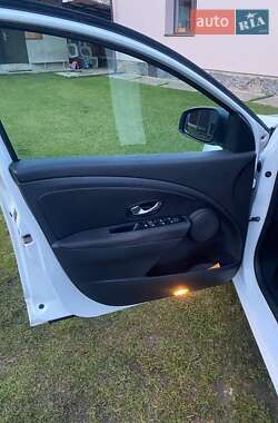 Универсал Renault Megane 2012 в 