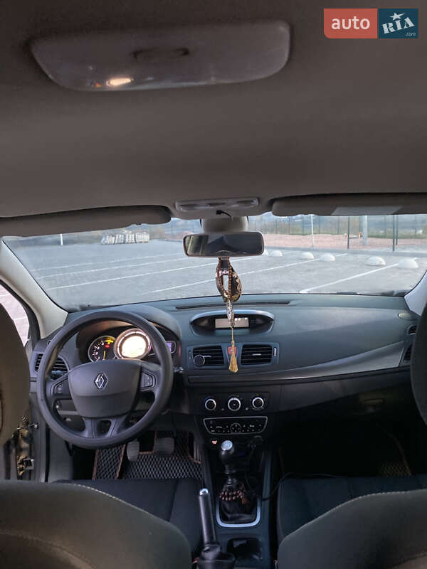 Универсал Renault Megane 2009 в Виннице фото 23 Универсал Renault Megane 2009 в Виннице