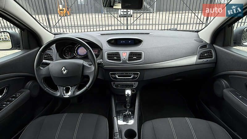 Хэтчбек Renault Megane 2015 в Киеве фото 15 Хэтчбек Renault Megane 2015 в Киеве