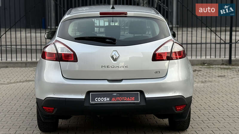 Хэтчбек Renault Megane 2015 в Киеве фото 12 Хэтчбек Renault Megane 2015 в Киеве