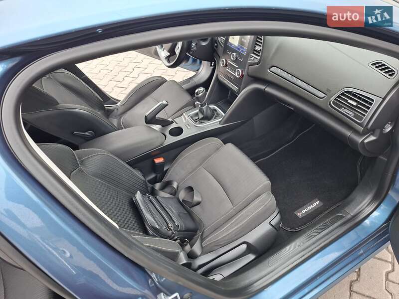 Универсал Renault Megane 2017 в Ровно фото 15 Универсал Renault Megane 2017 в Ровно