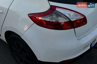 Хэтчбек Renault Megane 2013 в 