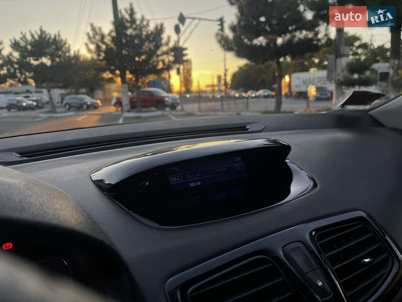 Хетчбек Renault Megane 2013 в Одесі фото 17 Хетчбек Renault Megane 2013 в Одесі