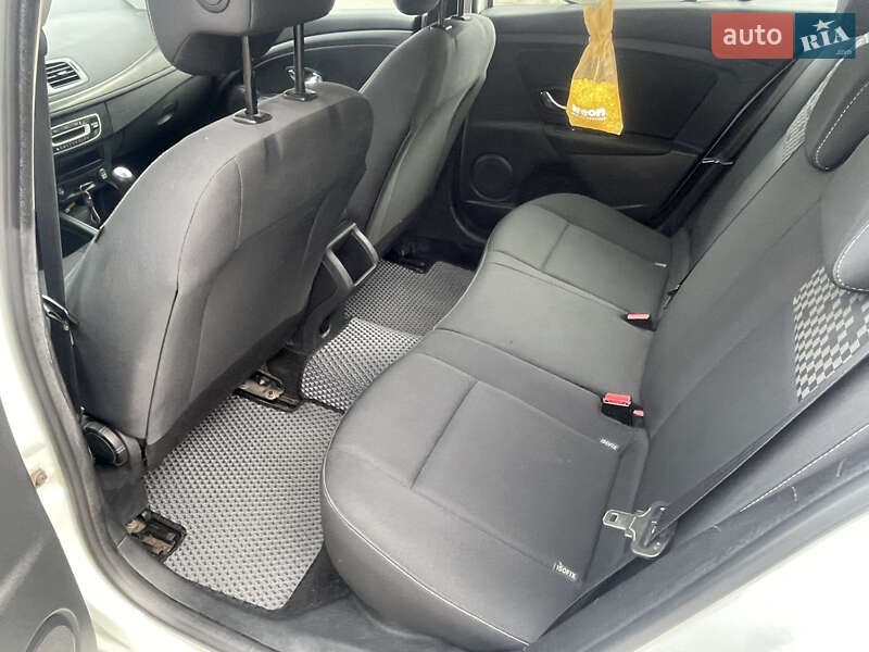 Універсал Renault Megane 2013 в Дніпрі