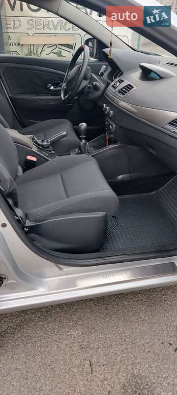 Универсал Renault Megane 2012 в Киеве фото 10 Универсал Renault Megane 2012 в Киеве