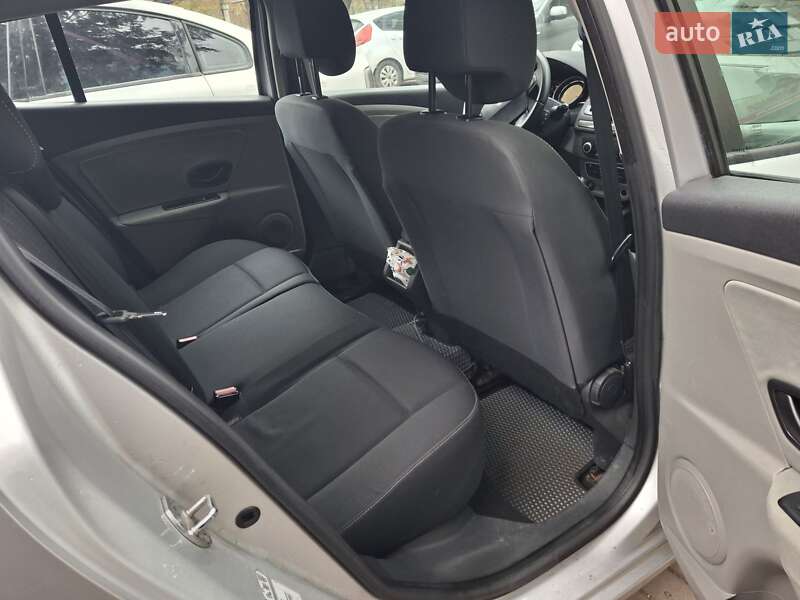 Хэтчбек Renault Megane 2011 в Виннице