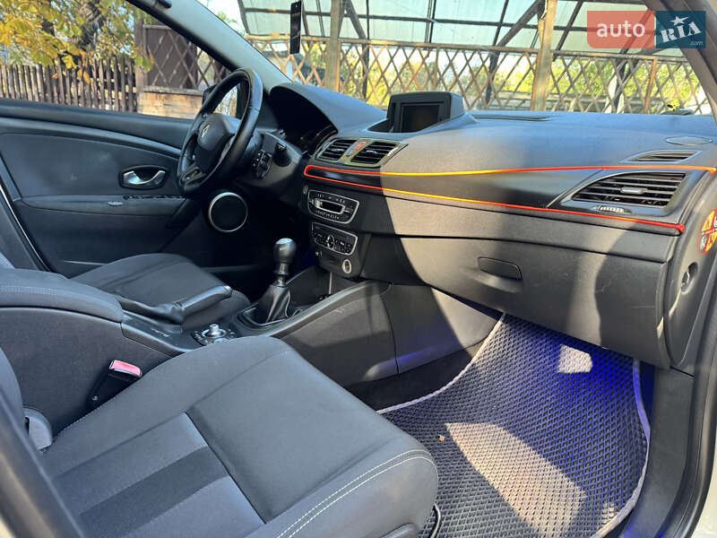 Универсал Renault Megane 2009 в Харькове фото 12 Универсал Renault Megane 2009 в Харькове
