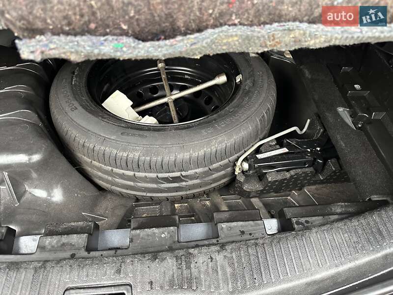 Универсал Renault Megane 2013 в Киеве фото 11 Универсал Renault Megane 2013 в Киеве