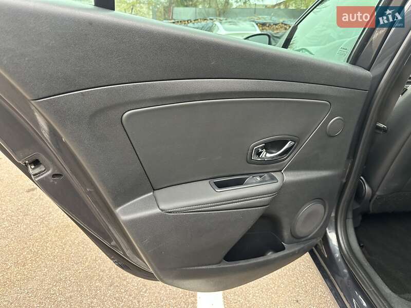 Универсал Renault Megane 2013 в Киеве фото 13 Универсал Renault Megane 2013 в Киеве