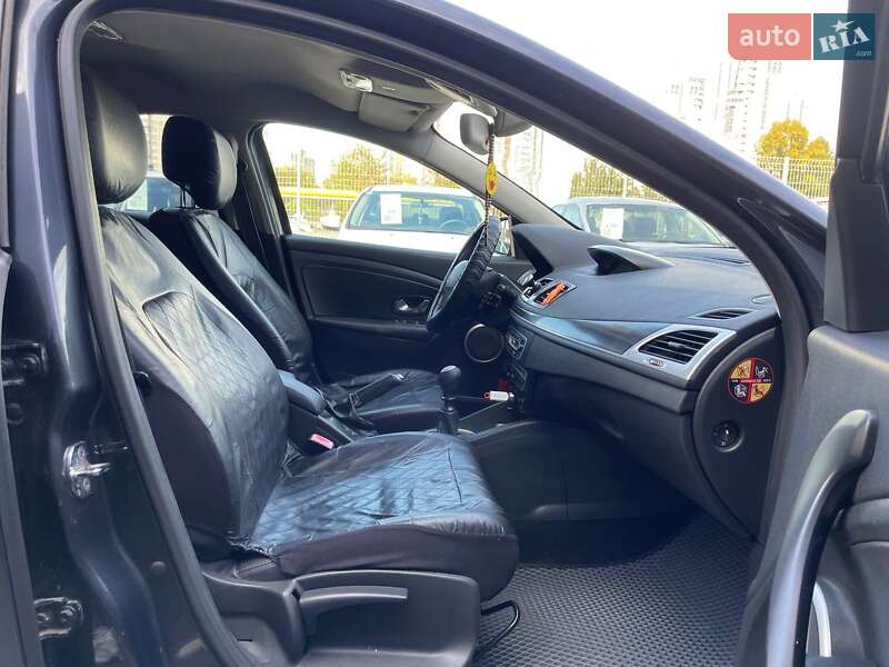 Хэтчбек Renault Megane 2009 в Киеве фото 11 Хэтчбек Renault Megane 2009 в Киеве