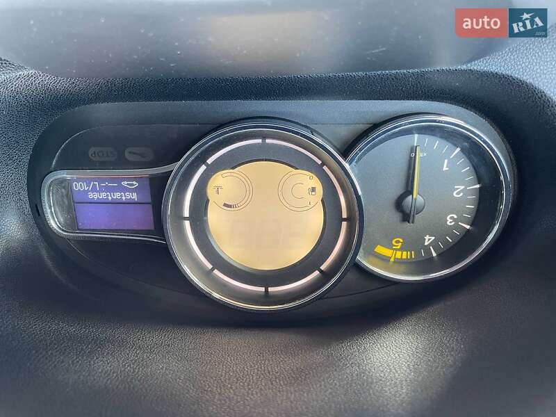 Хэтчбек Renault Megane 2009 в Киеве фото 19 Хэтчбек Renault Megane 2009 в Киеве