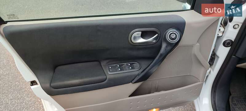 Универсал Renault Megane 2005 в Миргороде фото 4 Универсал Renault Megane 2005 в Миргороде
