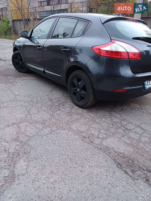 Хэтчбек Renault Megane 2013 в Черкассах фото 5 Хэтчбек Renault Megane 2013 в Черкассах
